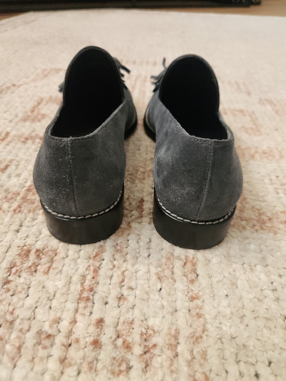 Stuart Weitzman Suede Tassel Loafers Size 7 Minimal Classic Flats - Picture 7 of 10